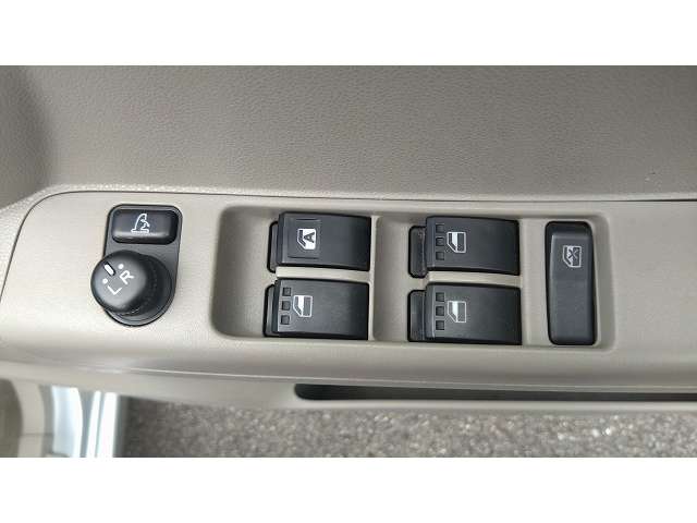 ムーヴコンテ 2011/H23
