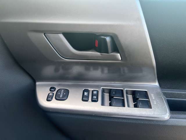 ヴォクシー 2008/H20