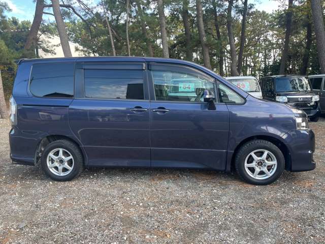 ヴォクシー 2008/H20