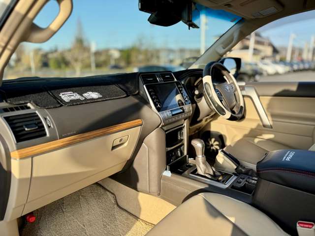 ランドクルーザープラド 2022/R04