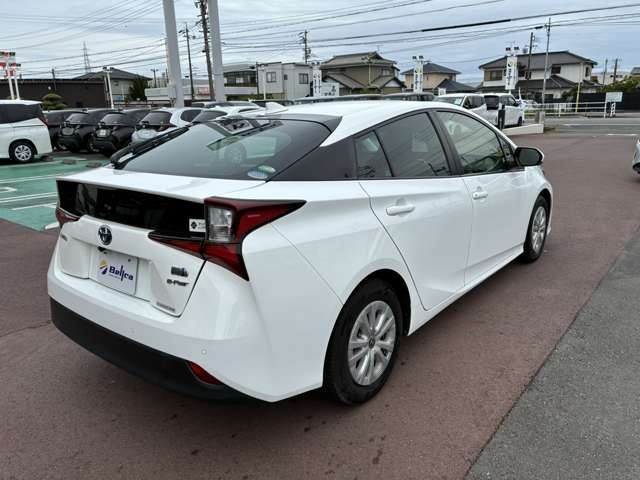 プリウス 2021/R03