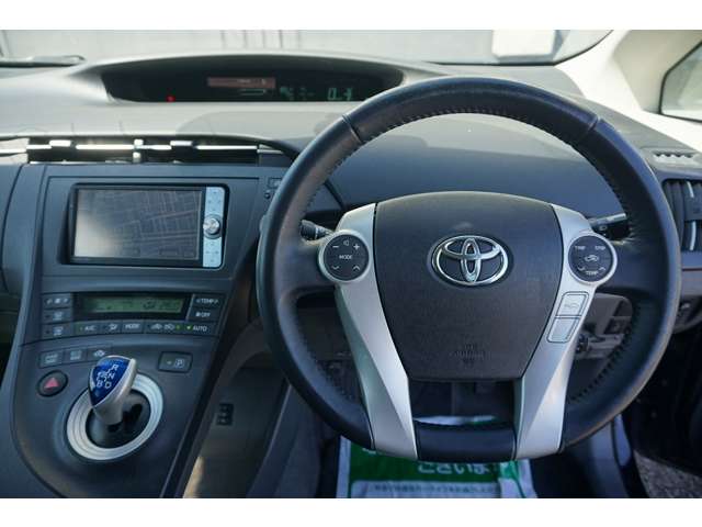 プリウス 2011/H23