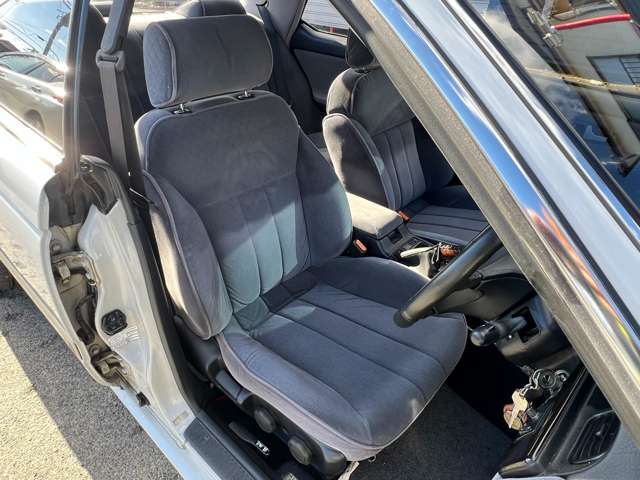 ローレル 1991/H03