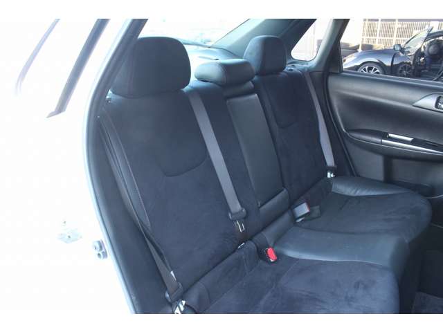 インプレッサSTI 2010/H22