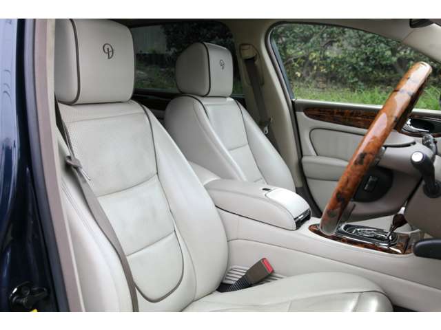 デイムラー 2008/H20