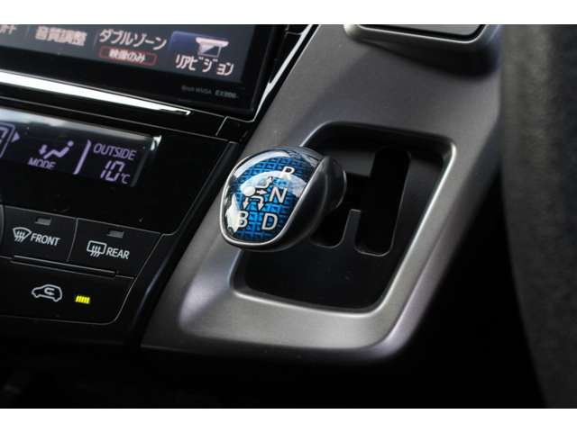 プリウスα 2015/H27