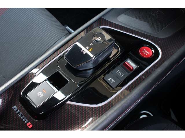 ノートオーラ 2021/R03