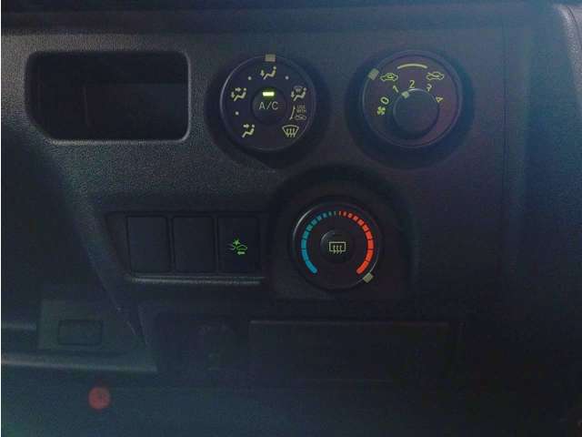 ハイエースバン 2021/R03