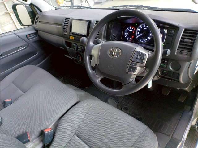 ハイエースバン 2021/R03