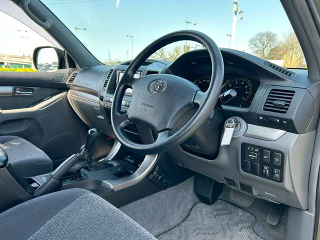 ランドクルーザープラド 2006/H18