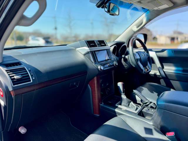 ランドクルーザープラド 2015/H27