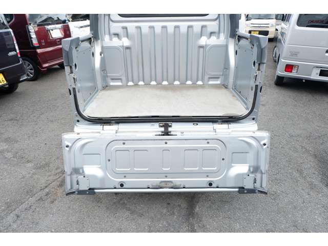 ハイゼットデッキバン 2012/H24