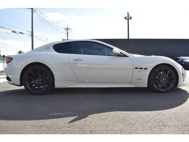 グラントゥーリズモ 2016/H28