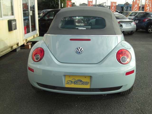 ニュービートルカブリオレ 2006/H18