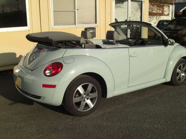 ニュービートルカブリオレ 2006/H18