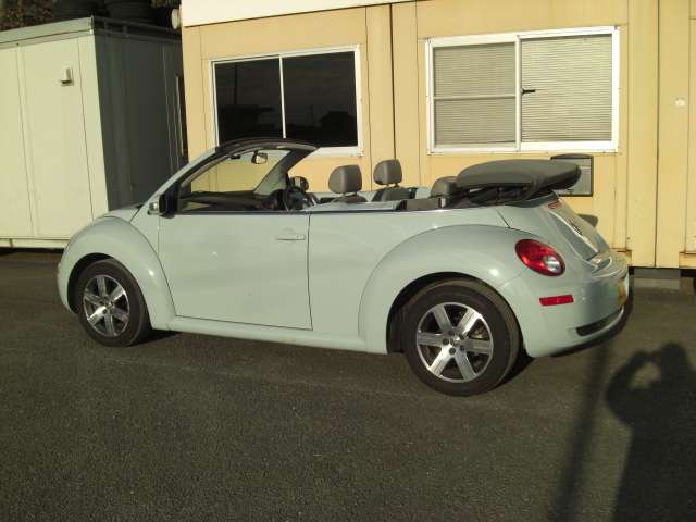 ニュービートルカブリオレ 2006/H18
