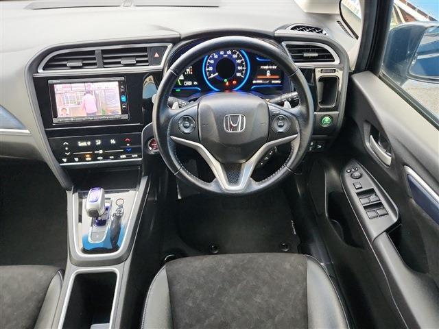 シャトル 2016/H28