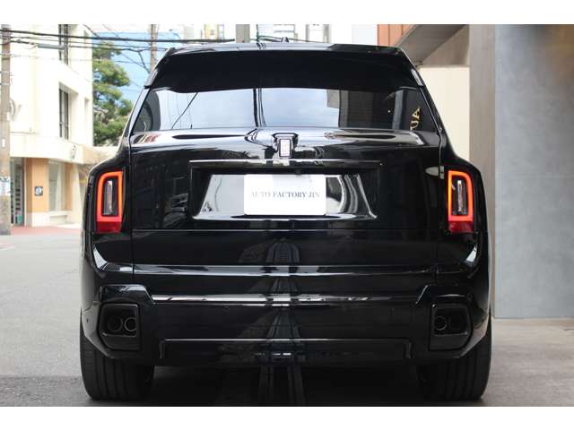 ブラックバッジカリナン 2025/R07