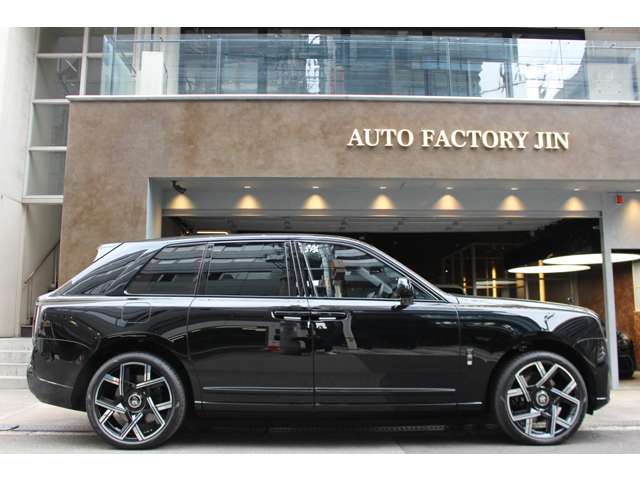 ブラックバッジカリナン 2025/R07