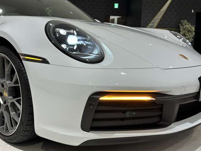 911カブリオレ 2022/R04