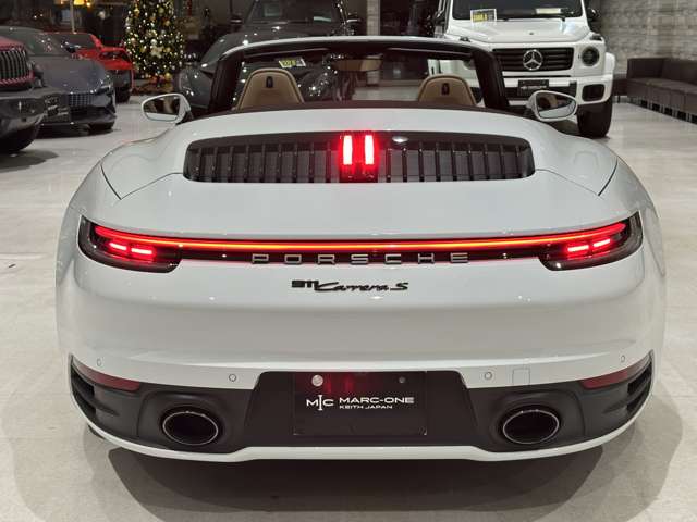 911カブリオレ 2022/R04