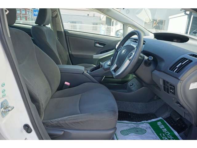 プリウス 2011/H23