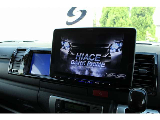 ハイエースコミューター 2021/R03