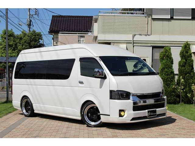 ハイエースコミューター 2021/R03