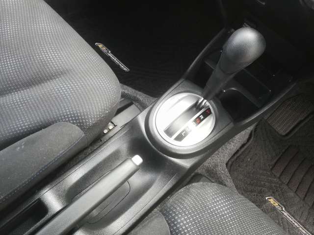 フィット 2012/H24