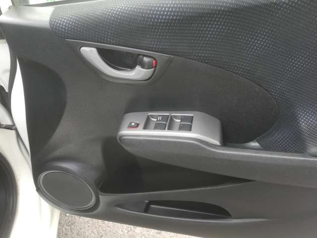 フィット 2012/H24