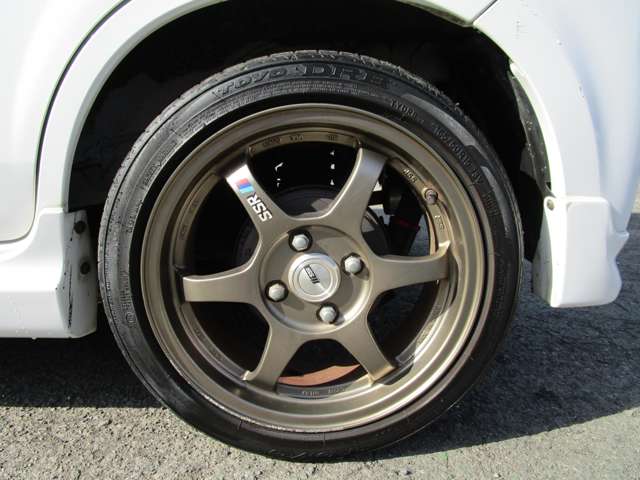 アルトラパン 2006/H18