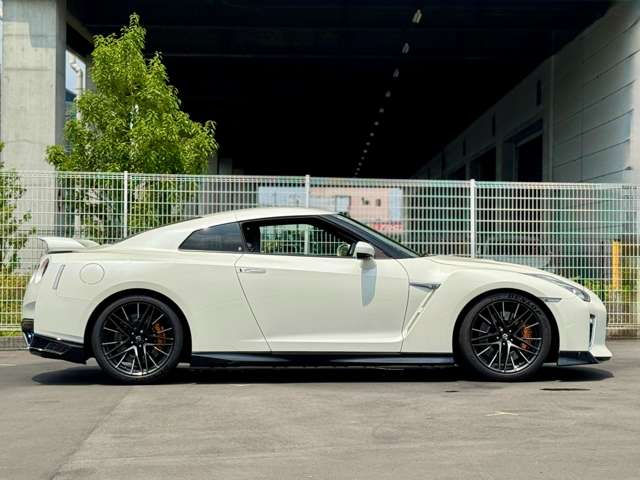 GT-R 2020/R02