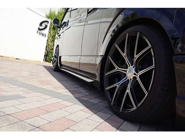 ハイエースコミューター 2016/H28