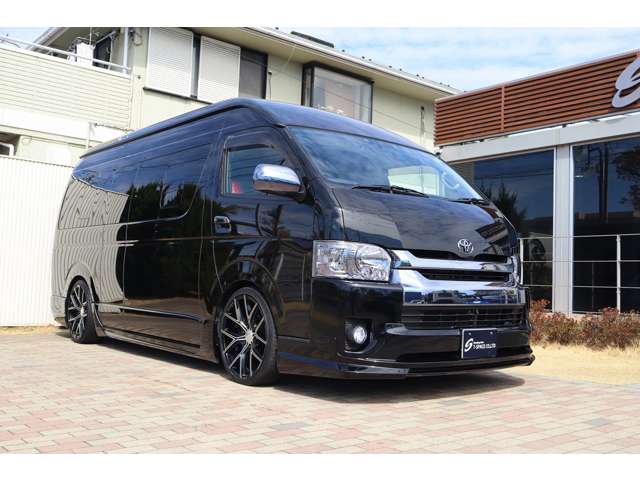 ハイエースコミューター 2016/H28