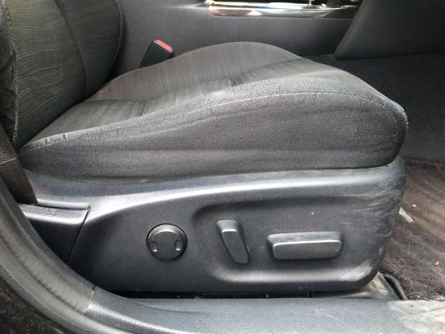 クラウンアスリート 2013/H25