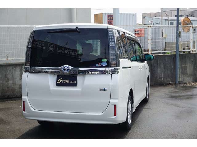 ヴォクシー 2014/H26