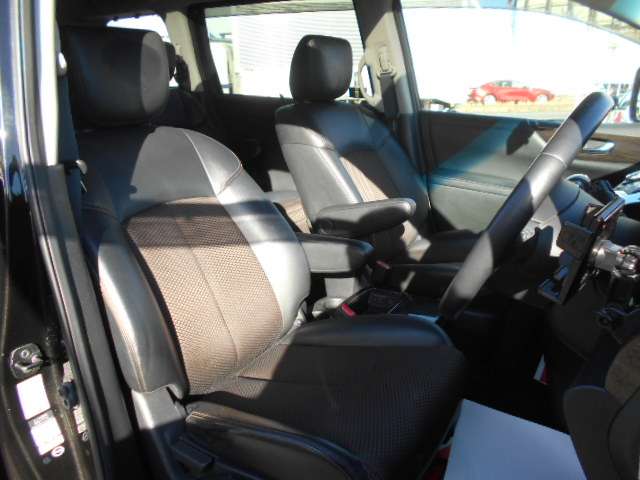 エルグランド 2011/H23