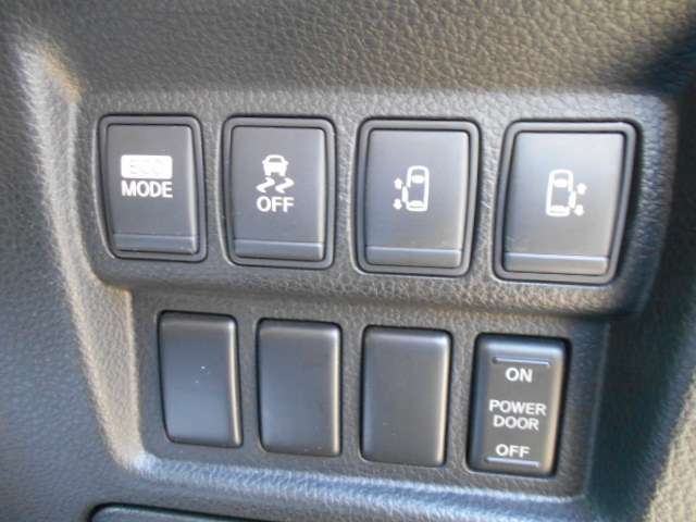 エルグランド 2011/H23