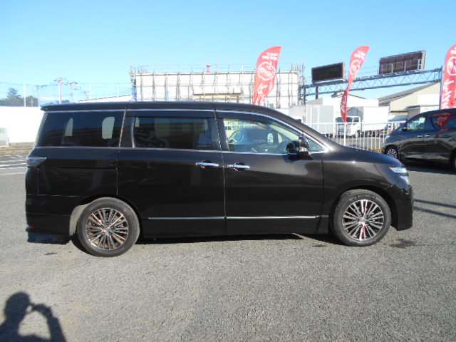 エルグランド 2011/H23