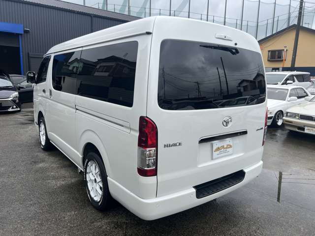 ハイエースバン 2022/R04