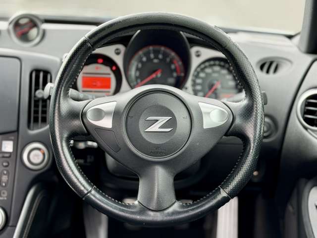 フェアレディZ 2010/H22