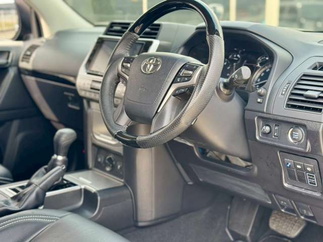 ランドクルーザープラド 2019/R01