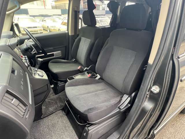 デリカD：5 2013/H25