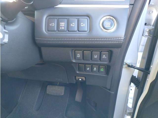 デリカD：5 2023/R05