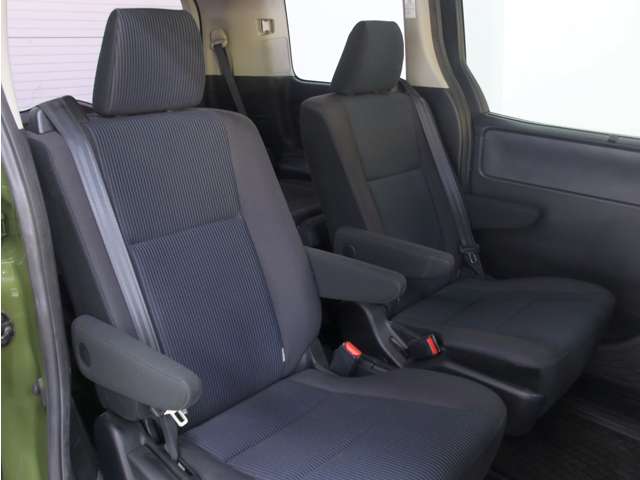 ヴォクシー 2015/H27