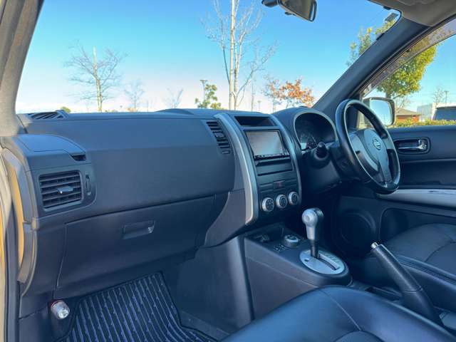 エクストレイル 2012/H24