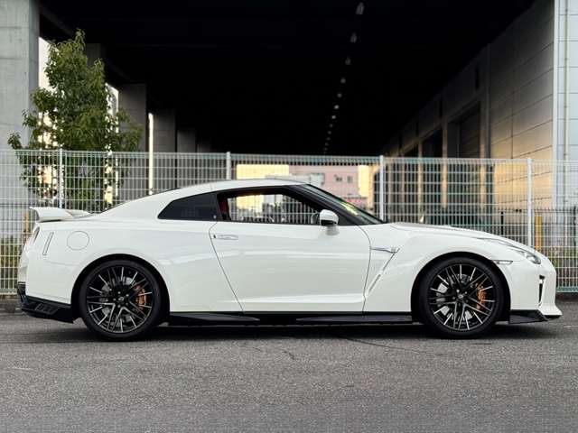GT-R 2019/R01