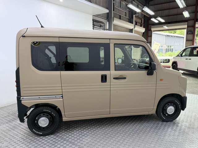 N-VAN 2021/R03