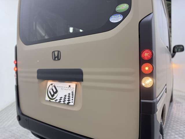 N-VAN 2021/R03
