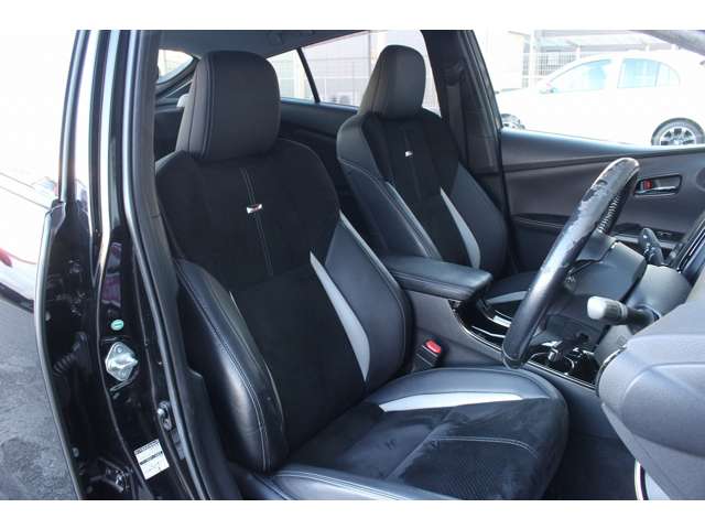 プリウスPHV 2018/H30